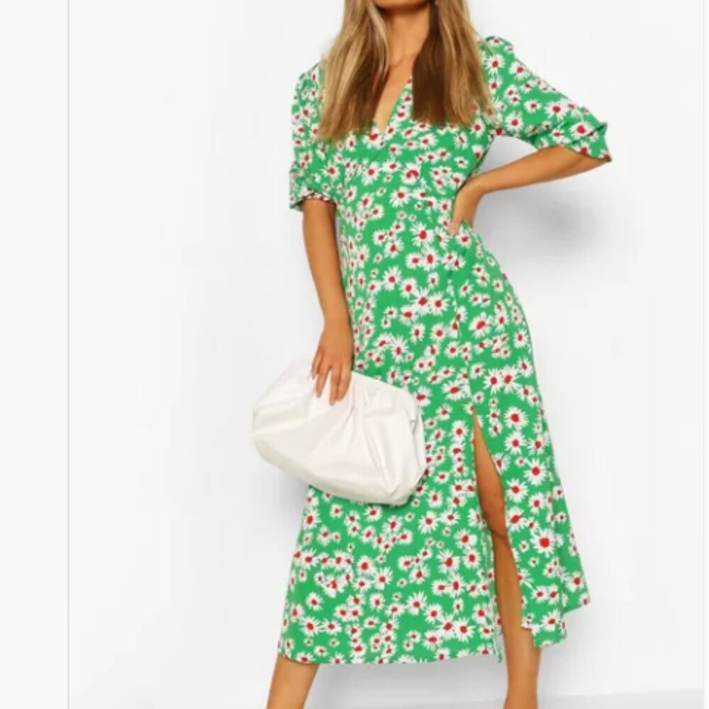 Boohoo Plus Daisy Print Dress